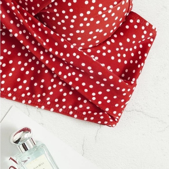 Red/white Polkadot PUSHUP Bikini top 36 C/D Large New! - Picture 3 of 6